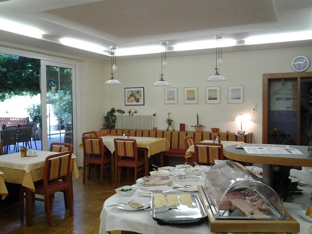 Die Pension Reeh Podersdorf am See Exteriör bild